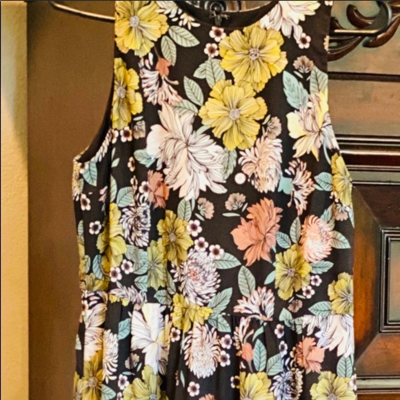 2 pieces; 1 price Maxi dress/One-piece pan… - Picture 8 of 9